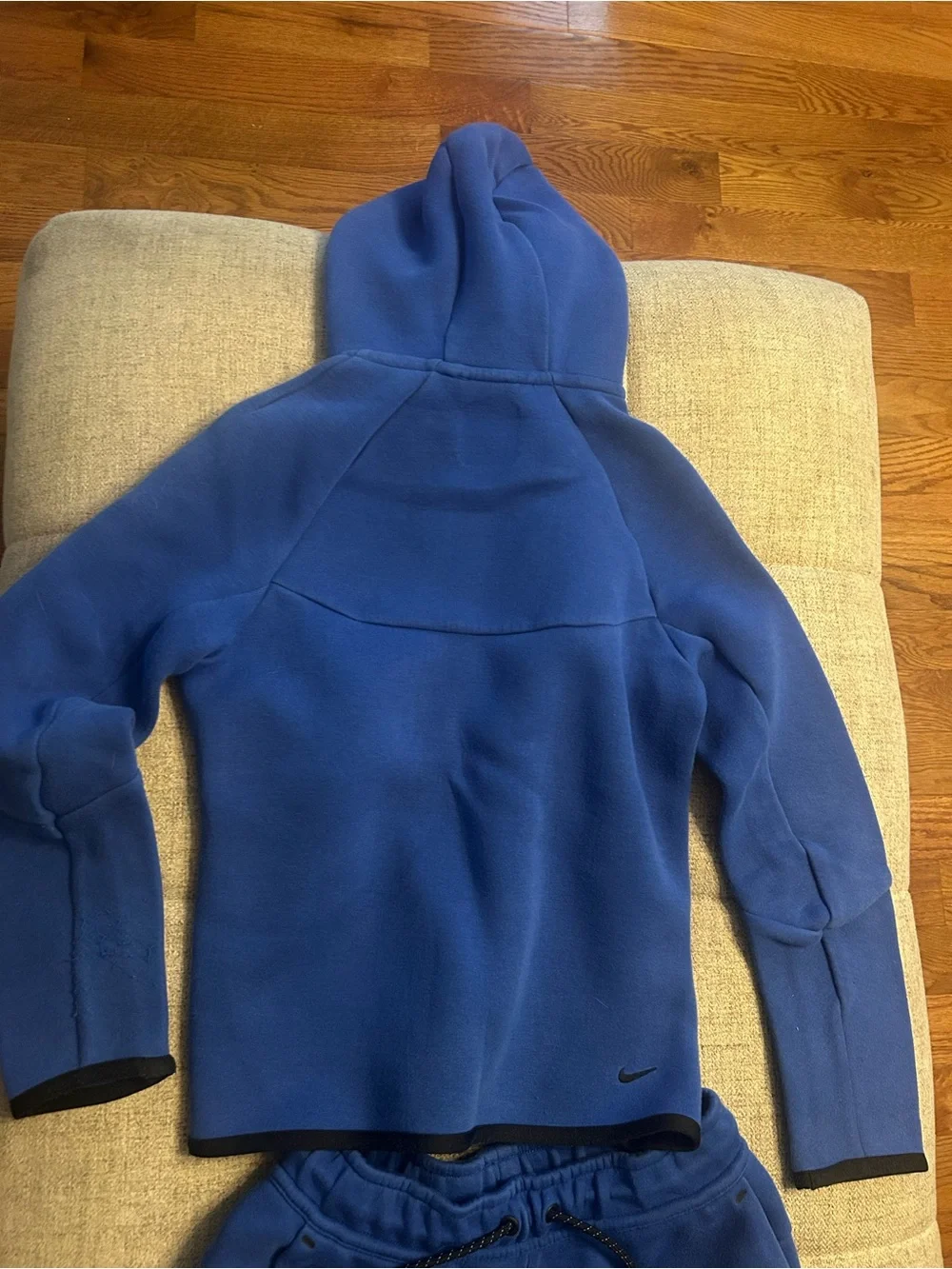 Nike comfortable zip